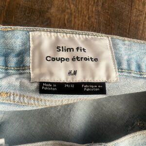 H&M light wash denim jeans